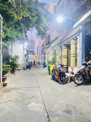 cho thuê nhà riêng nguyễn văn công, gần công viên gia định, dọn vào tháng 8
