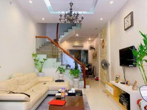 cho thuê nhà riêng nguyễn hữu thọ, 50m2 x 4.5 tầng, ngõ rộng ô tô đỗ cửa