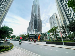 bán shophouse vinhomes central park giá đầu tư, 36 tỷ có hđt. lh: mr. quý