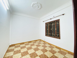 cho thuê nhà đẹp, căn góc 3 mặt thoáng, 65m2 x 5 tầng, ngõ phố ô tô vào hoàng quốc việt, 18 tr/th