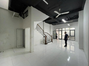 cho thuê nhà liền kề tại xuân phương tasco, 83m2, 4 tầng thông sàn