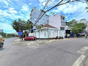 cho thuê góc biệt thự cực đẹp mặt tiền nguyễn văn linh & đs tân mỹ q7