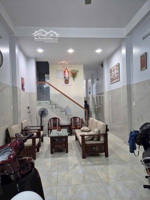 cho thuê nhà 4 tầng tân quý dt 4x20m có thang máy