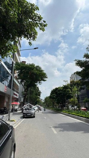 siêu phẩm mặt phố lạc long quân quận tây hồ 6t thang máy thông sàn kd :dt 140m*6t*8mt :63,3 tỷ .tl