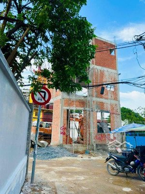 cơ hội đầu tư đất hiếm có tại hxh sát mt chu văn an -phù hợp cho xây dựng nhà ở,dt 42m