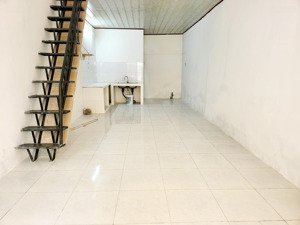 chính chủ cho thuê nguyên căn 633/19 âu cơ, tân phú, 40m2, 7 triệu
