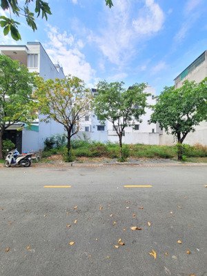 bán đất 5x21m, đường d9 kdc the seasons p. lái thiêu kế lotte mart