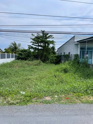 ra nhanh lô đất 120m2 thổ cư 560tr. phường 4, tân an, long an . giá không phát sing, sổ hồng riêng.