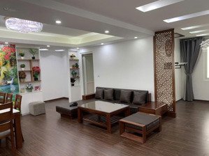 căn 3 ngủ 132m2 duy nhất tòa 197 trần phú, nhà full nội thất xịn xò. vị trí vàng tiện đi lại