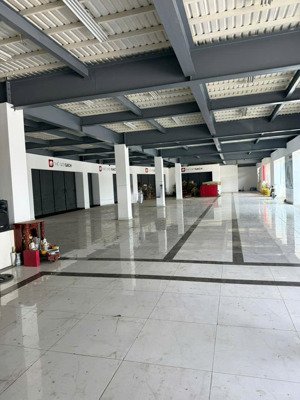 cho thuê mặt bằng kinh doanh mặt đường cầu diễn. dt 500m2 - 1000m2 - 3000m2
