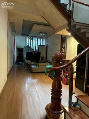 Bán nhà 1 trệt 3 lầu mặt tiền Nguyễn Ái Quốc, Tân Hiệp, Biên Hòa, 147m2 giá 14 tỷ