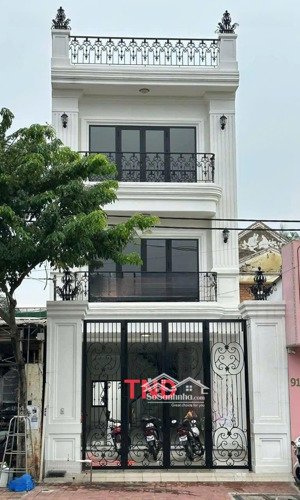 cho thuê nhà 6x25m, 3 lầu mặt tiền cmt8 phường chánh nghĩa