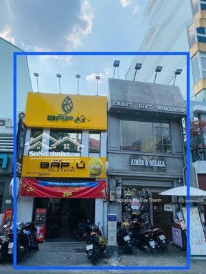 bán gấp bán nhà lộc phát số 66 - 68 đặng văn ngữ p10, quận pn. diện tích: 8x23m, vuông vức