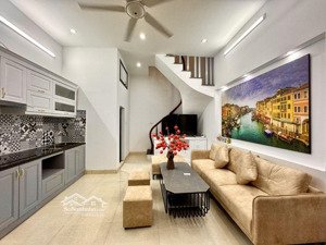 siêu phẩm trung tâm đống đa - nhà mới ở ngay - full nội thất cao cấp - chỉ 7.3 tỷ