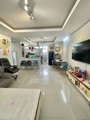 định cư cần bán gấp căn hộ belleza q7-70m2,2pn+ căn góc+ tặng nt-giá : 3.2 tỷ .
