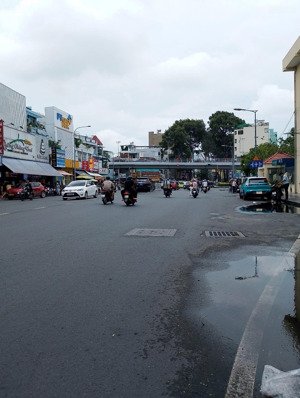 bán nhà đường thành thái quận 10, kinh doanh vip, ngang 4,5 m, 10 tỷ