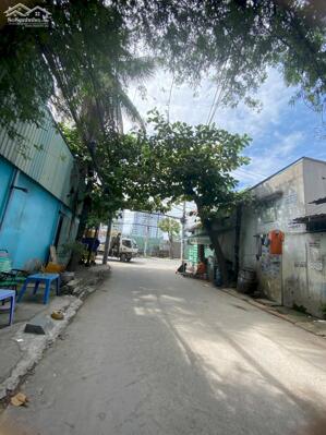 Bán đất SHR Ngô Chí Quốc Dt 50m hẻm oto