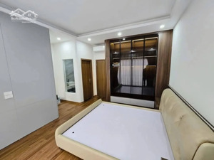 nhà mới - ngõ thông 30m2 x 5t x 7,7 tỷ khương hạ, thanh xuân, full nội thất, 50m ra ô tô tránh