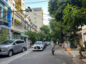 gần biển! bán villa 2 tầng, 140m2, 14,98 tỷ - mt dương trí trạch - q. sơn trà