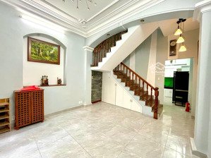 bán nhà mặt tiền hẻm nhựa xe tải tránh 6m, dtsd 130m2 hơn 10tỷ