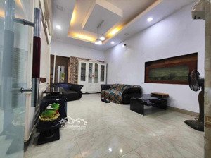 cho thuê nhà đẹp, full đồ phố kim mã, ba đình, 56m2, 4t, 4 ngủ, 10.5 triệu