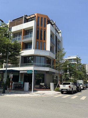 15.9 tỷ liền kề 77m2, 320m2 sàn, view công viên, dự án bình minh garden. 