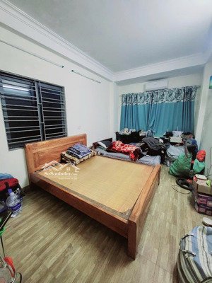 bán nhà yên xá 5 tầng đẹp 3 phòng ngủ rộng, cách ô tô 50 m