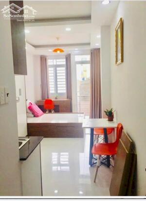 Cho thuê căn hộ Quận 1, đầy đủ nội thất như hình gần chợ Bến Thành phố đi bộ Nguyễn Huệ.