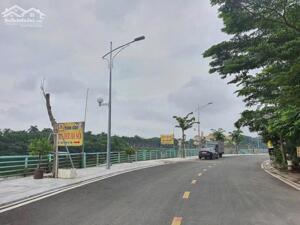 Bán ô đất đẹp VIEW hồ Bảo Sơn, Liên Bảo, Vĩnh Yên Diện tích: 200 m2, giá: 21 tỷ