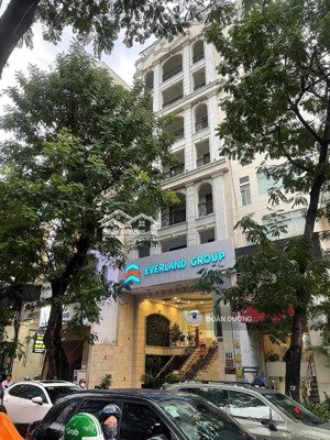 bán khách sạn đang kinh doanh 25 phòng ngay bùi thị xuân, bến thành, q.1. hđt 200tr/tháng