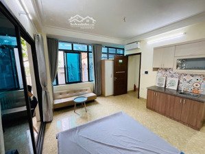 phòng đẹp - có ban công - cửa sổ rộng tại xuân đỉnh