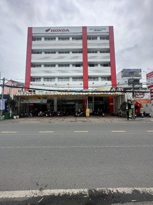 1180m2 mặt tiền nguyễn xí, ngay thuỷ lợi giá 95 tỷ. hđt 400tr/tháng 5%/năm