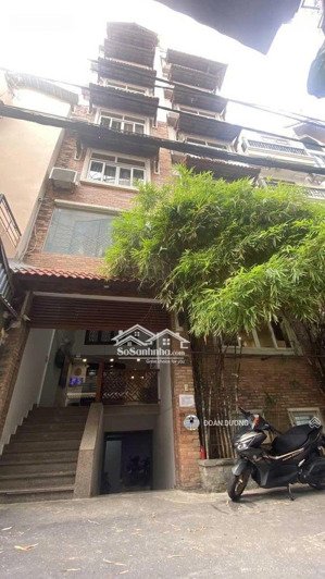 bán tòa nhà chdv cao cấp đường nguyễn đình chính, phú nhuận. dtsd: 724,5 m2. tn: 130tr/th
