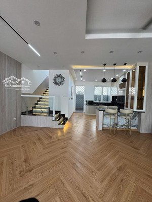 nhà 2 tầng - 67.1m2 - chỉ 6.4 tỷ