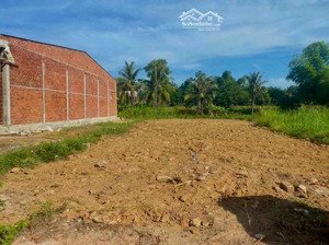 nhà có việc gấp cần bán nhanh lô 100m2, đường nguyễn thị bẹ