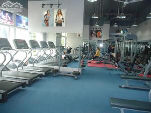 SANG LẠI TẤT CẢ TRANG THIẾT BỊ PHÒNG GYM TẠI QUẬN THỦ ĐỨC (Q2), CHỈ 200TR. LH:0913889972