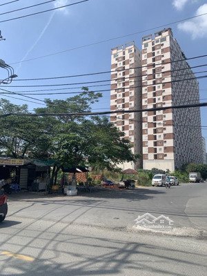 bán nhà 3 tầng 85m2 chỉ 7.5 tỷ. 3 pn, 3wc, pk, bếp, sân thượng, hẻm mở 10m - sổ hồng đã hoàn công