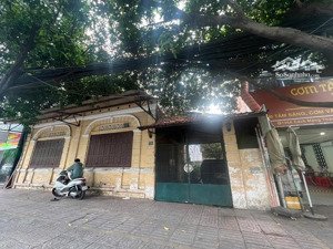 chính chủ cho thuê mặt bằng mặt tiền 156 cách mạng tháng 8, quận 3 - dt 10x10m, giá rẻ 35triệu