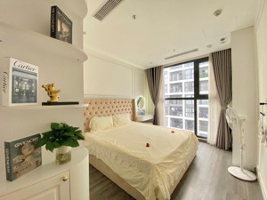 căn hộ 2 ngủ 2w góc cụm toà zenpark r1