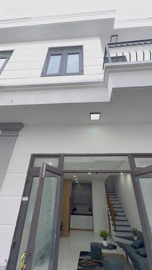 ngợp bán gấp căn nhà 1 trệt, 1 lầu ngay khúc cầu lớn hóc môn, dt 34m2, giá 500tr, lh 