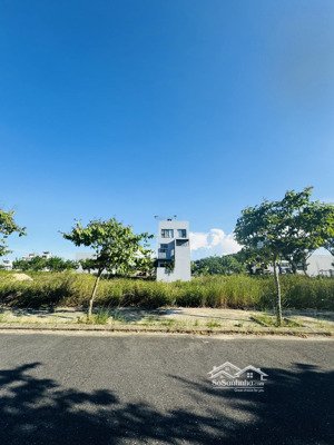 bán lô đường 7.5m mạc đăng dung view công viên - hoà xuân - cẩm lệ