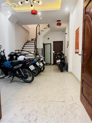 Nhà phố Trường Chinh – Ngõ nông – Lô góc – Kinh doanh – 42m2 – 10.8 tỷ