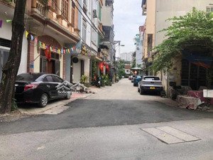 bán nr đa sỹ kiến hưng hà đông, ô tô tránh đỗ cửa, 39m2, x 4 tầng giá chỉ 7.x tỷ