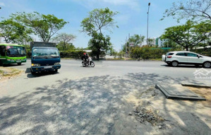 đất nguyễn văn linh, q7 - gần nguyễn thị thập, pháp lý sạch, xây nhà căn hộ văn phòng cực đẹp
