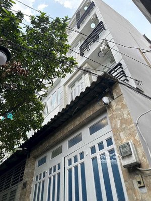 bán chdv thu nhập 32tr/th tại nguyễn văn trỗi, p 8, phú nhuận, hcm, giá cực chất 8,2 tỷ, 42m2