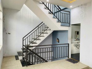 bán nhà 3 tầng (ngang 9.5m) mặt tiền đường trần cao vân, xuân hà, thanh khê, khu kd sầm uất