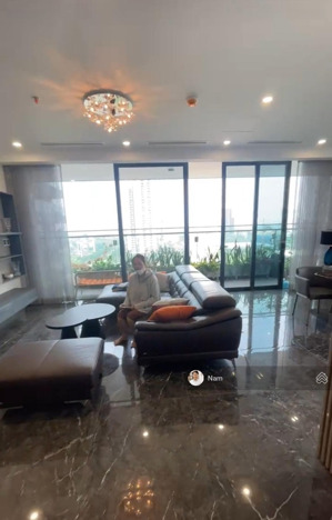 căn 3 ngủ + 1 đa năng, 161m², full đồ , sunshine golden river, 20tr/tháng xem nhà là ưng ngay!