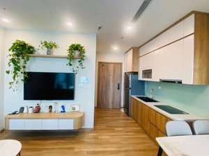 mời thuê căn hộ 1pn 1wc 32m2 đủ đồ toà r2 onsen ecopark. lh ạ