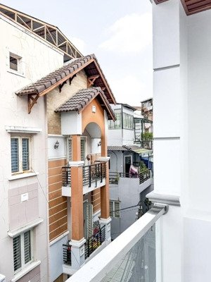 bán nhà khu lê văn sỹ, 50m2, tân bình, 4 tầng btct, hẻm xe hơi rộng rãi, giá nhỉn 8 tỷ