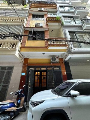 [ cực hiếm]trần quốc hoàn - phân lô - oto tránh - kinh doanh - 40,5m2 - 13,85tỷ - quy hoạch ổn định